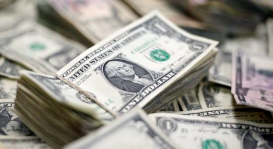 FETÖ'cü Danıştay azası 1 dolarlık banknotu 50 dolara sattı