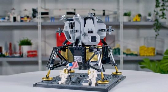 Lego, Ay'a İlk İnişin 50. Senesini Kutlamak İçin Özel Bir Apollo 11 Setini Satışa Çıkarıyor