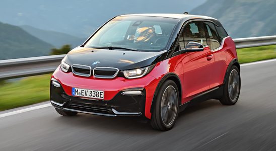 BMW İdareyicisi, Elektrikli Arabalar İçin Arz Olmadığına Söyledi