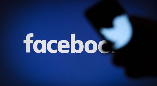 Facebook ve Twitter, Beyaz Saray'ın Sosyal Medya Doruksine Çağrılmadı