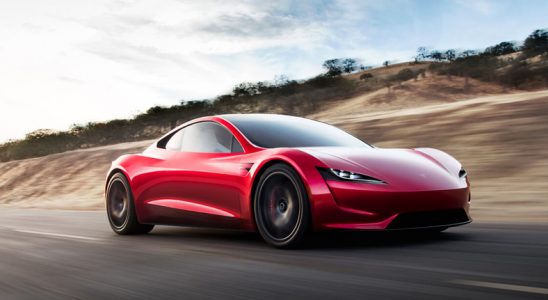 Tesla Roadster'lerin Sahip Olacağı Roket Motoru, Arabayı 'Uçuracak'