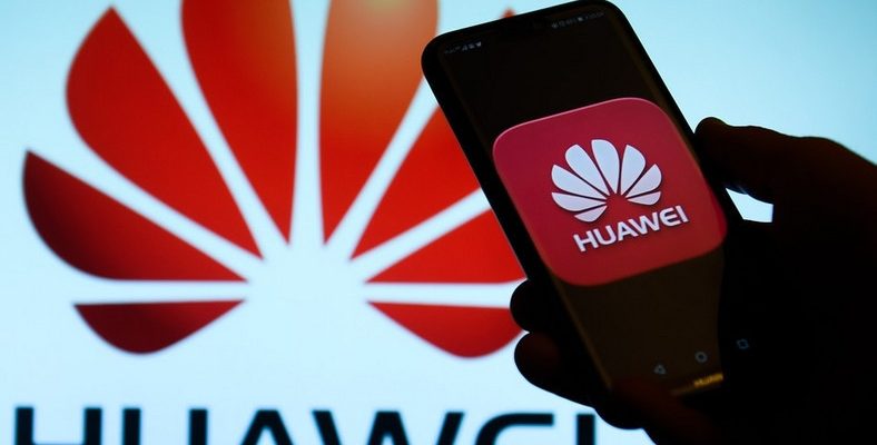 Huawei, Google Servislerini Kullanan 2 Aygıt Daha Piyasaya Sürecek
