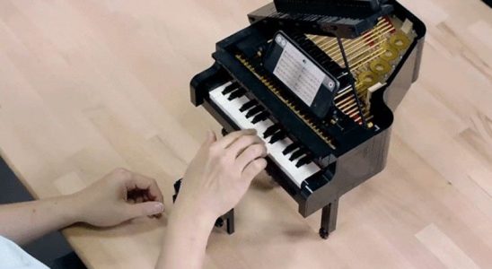 LEGO, Fiyatıyla Kafanıza Piyano Düşmüş Gibi Hissettirecek ‘Grand Piano’ Setini Tanıttı