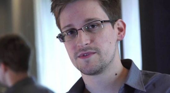 Donald Trump, CIA Operasyonlarını İfşa Eden Edward Snowden'ı Affetmeyi Düşünüyor