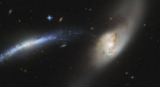 Hubble Uzay Teleskobu, İki Galaksinin Birleşmesini Görüntüledi