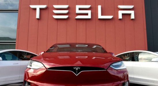 Tesla, 272 Milyon Dolar Değerinde Bitcoin Sattı